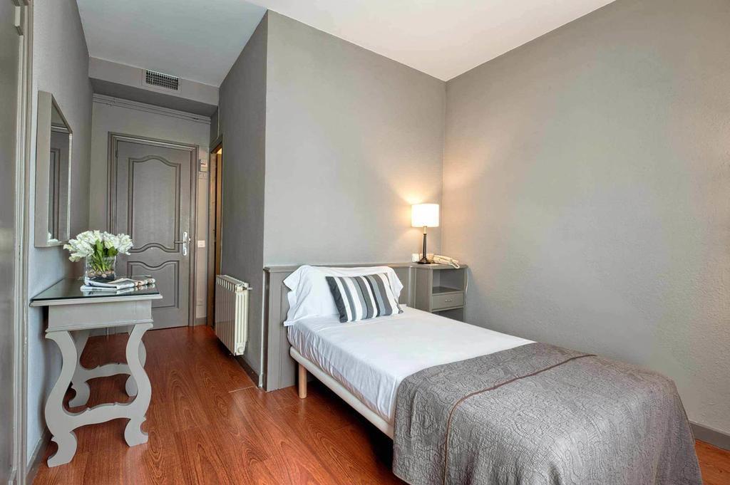 Hotel Paseo De Gracia Barcelona Exteriör bild